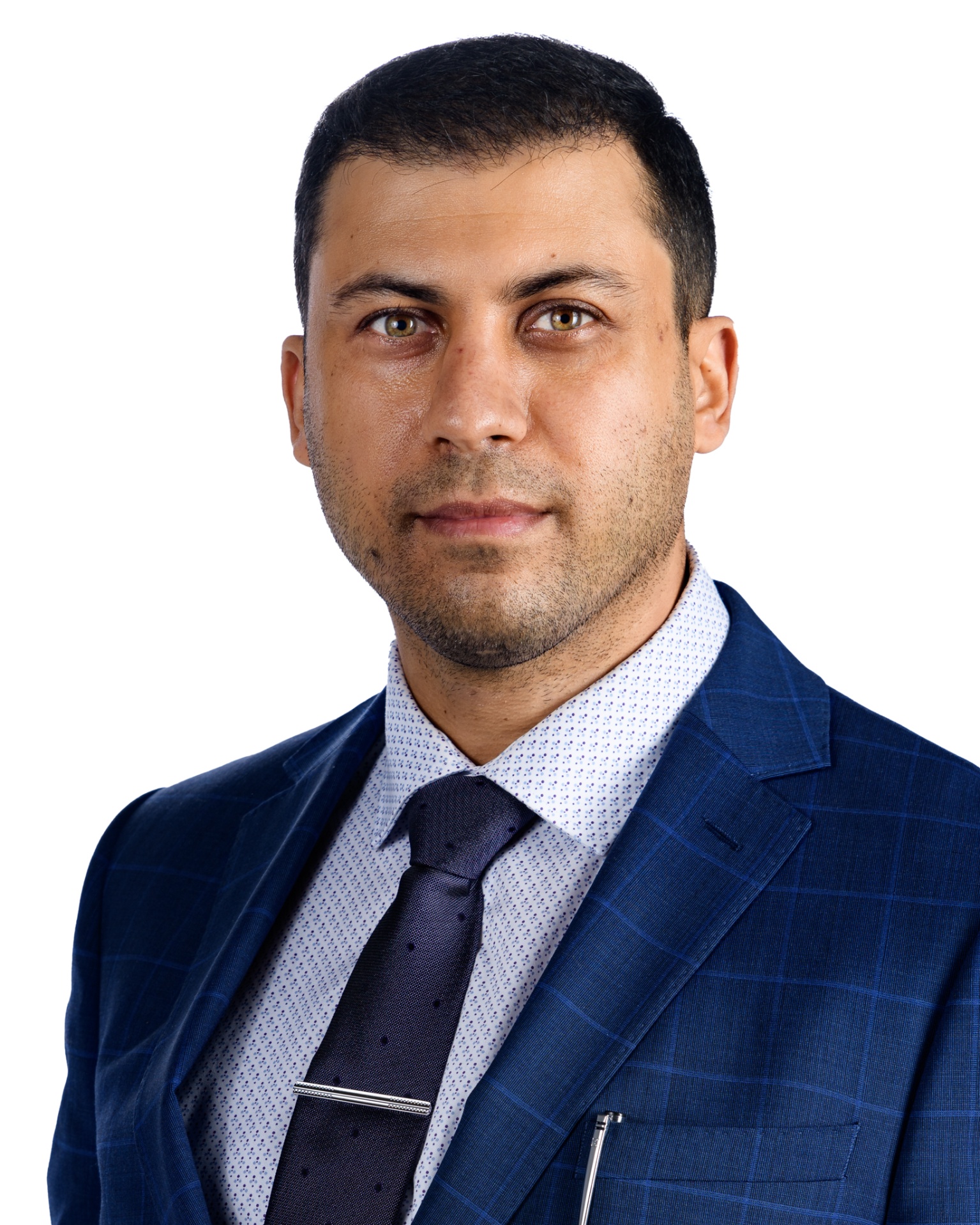 Ramin Hallaji-Dezfouli — Senior Mortgage Broker & Founder of Mortgage Guru Financial